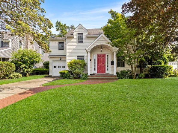 42 E Webster Street, Merrick NY 11566