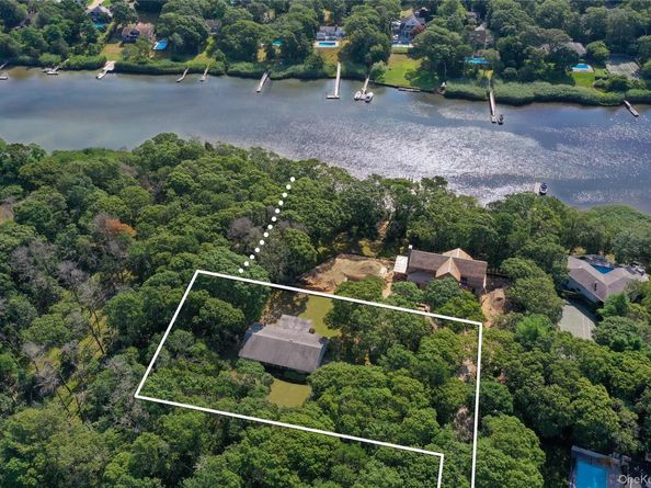 77 Montauk Highway, Westhampton NY 11977