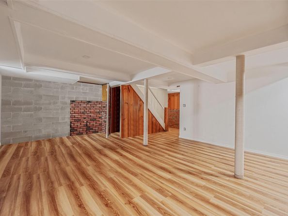 16 Felton Avenue, Valley Stream NY 11580