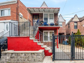 989 Sacket Avenue