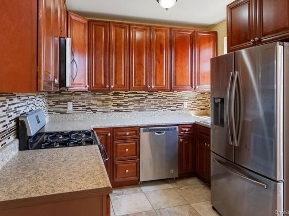 989 Sacket Avenue, Bronx NY 10462