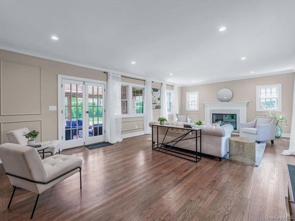 236 Stewart Avenue, Garden City NY 11530