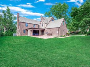 236 Stewart Avenue, Garden City NY 11530