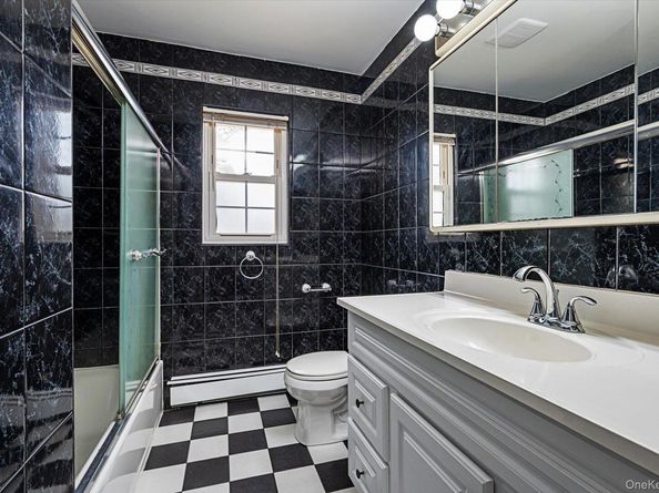 202 Gibson Boulevard, Valley Stream NY 11581