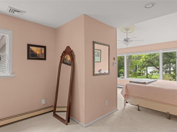 52 Hillside Road, Stony Brook NY 11790