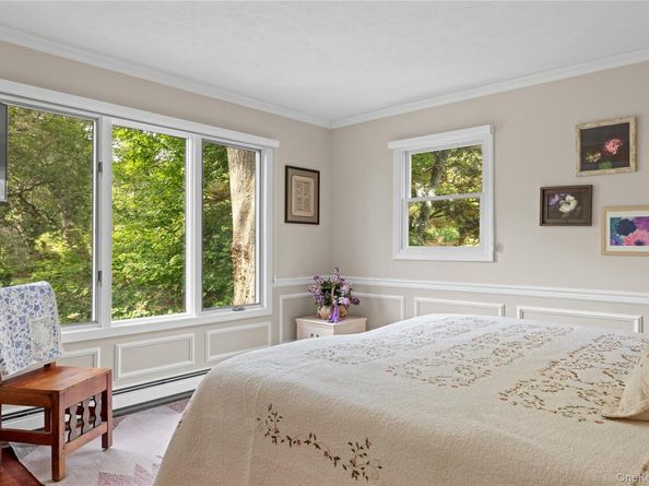 52 Hillside Road, Stony Brook NY 11790