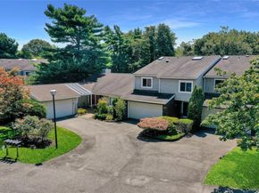 52 Boathouse Lane, Bay Shore NY 11706