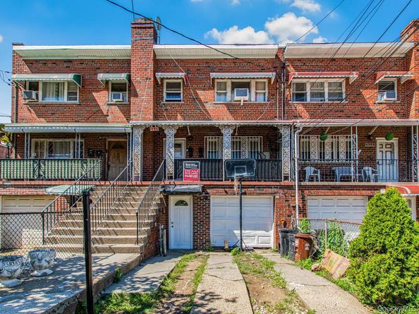 3863 Laconia Avenue, Bronx NY 10469