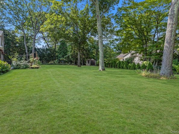 10 Woodfield Avenue, Northport NY 11768