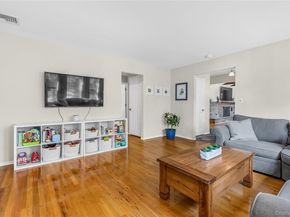 10 Woodfield Avenue, Northport NY 11768