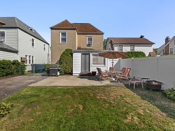383 Saint Johns Avenue, Yonkers NY 10704
