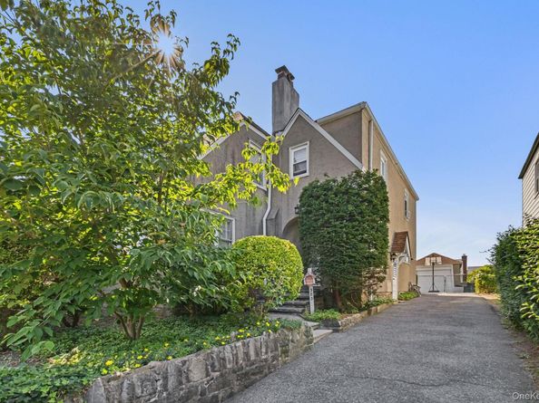 383 Saint Johns Avenue, Yonkers NY 10704