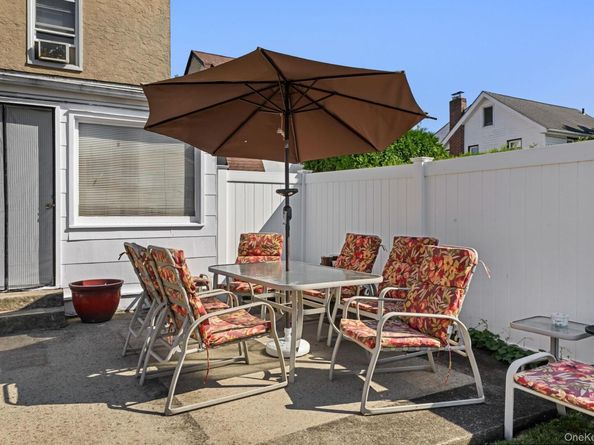383 Saint Johns Avenue, Yonkers NY 10704