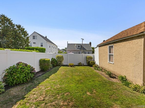 383 Saint Johns Avenue, Yonkers NY 10704