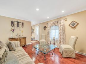 32 Albert Street, Hicksville NY 11801