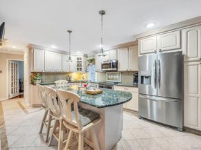 32 Albert Street, Hicksville NY 11801