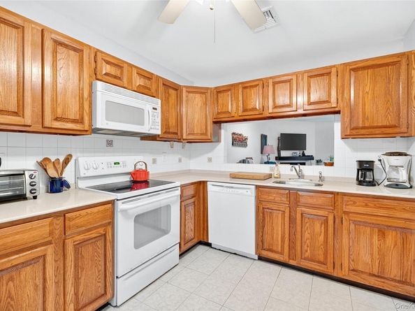 12 Brooke Hollow Court, Ossining NY 10562