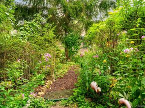 12 Brooke Hollow Court, Ossining NY 10562
