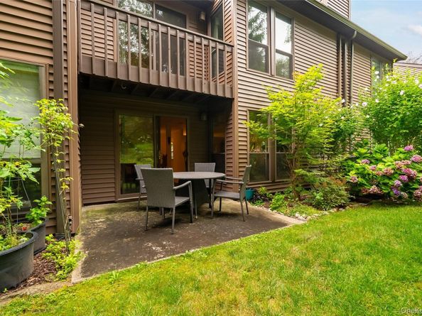 12 Brooke Hollow Court, Ossining NY 10562