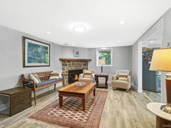 14 Ridgecrest East, Scarsdale NY 10583