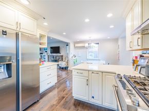 43 Jayson Avenue, Great Neck NY 11021