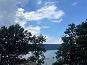 709 Warburton Avenue 7H, Yonkers NY 10701