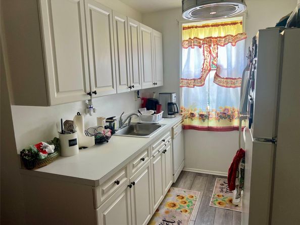 709 Warburton Avenue 7H, Yonkers NY 10701