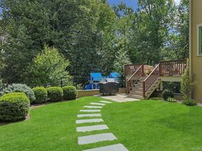 27 Dearman Close, Irvington NY 10533