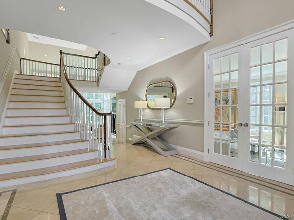 27 Dearman Close, Irvington NY 10533