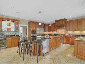 27 Dearman Close, Irvington NY 10533