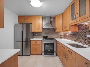 1 Bay Club Drive 8J, Bayside NY 11360
