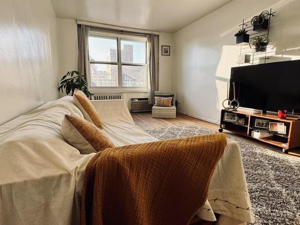 142-05 Roosevelt Avenue 310, Flushing NY 11354