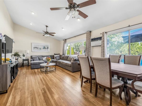 2523 Horace Court, Bellmore NY 11710