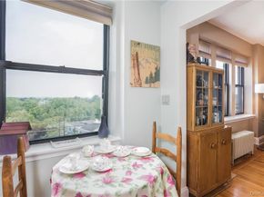 11 Alden Road 6H, Larchmont NY 10538