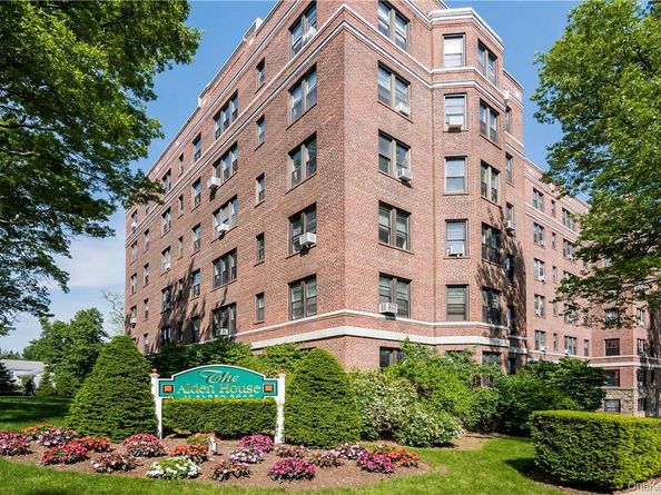 11 Alden Road 6H, Larchmont NY 10538
