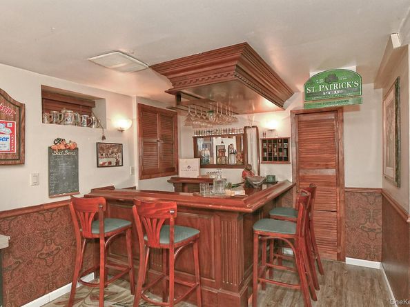 226 Oakview Avenue, Oceanside NY 11572