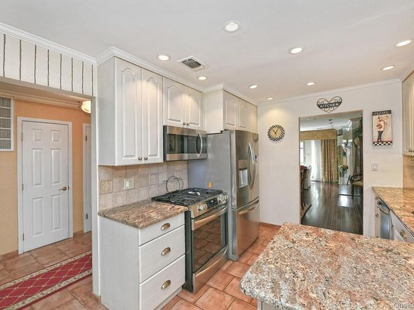 226 Oakview Avenue, Oceanside NY 11572