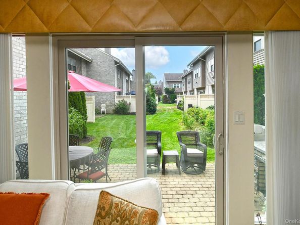 226 Oakview Avenue, Oceanside NY 11572