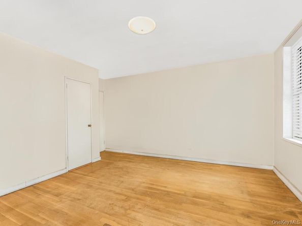 1425 Thieriot Avenue 6C, Bronx NY 10460