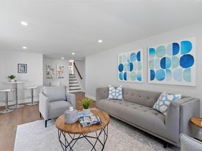 15 Byfield Place, Melville NY 11747