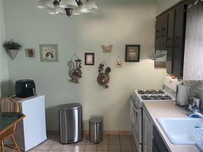 7823 85th Street, Glendale NY 11385