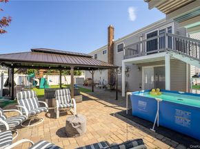 110 Stirling Avenue, Freeport NY 11520