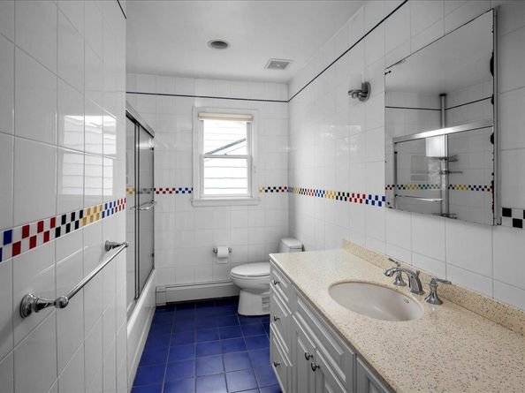 994 S End, Woodmere NY 11598