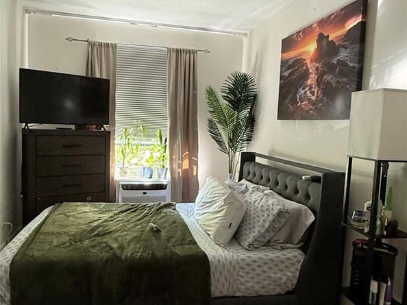 808 Brook Avenue 9B, Bronx NY 10451