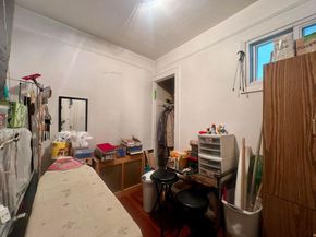 10256 46 Avenue, Corona NY 11368