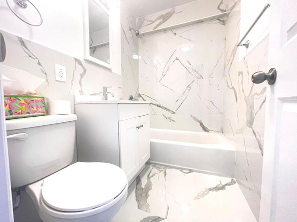 5930 108th Street 7HH, Corona NY 11368