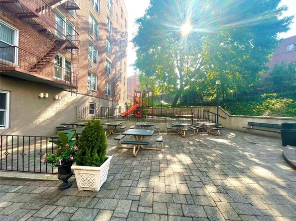 5930 108th Street 7HH, Corona NY 11368