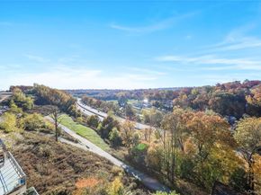 701 Ridge Hill Boulevard 9C, Yonkers NY 10710