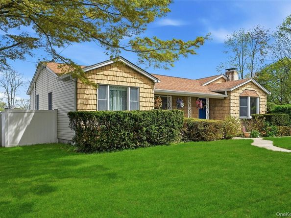 27 Halsey Street, Islandia NY 11749