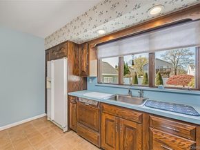 2000 Bergen Street, North Bellmore NY 11710
